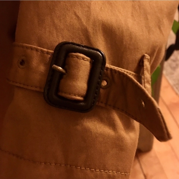 J. Crew City Trench Coat, camel, size 4 - Picture 3 of 13